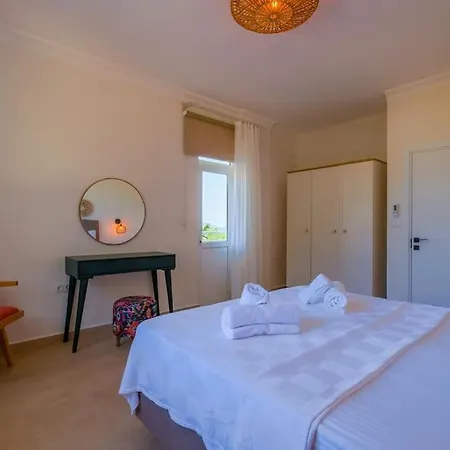 فيلة Zalin Ovacık